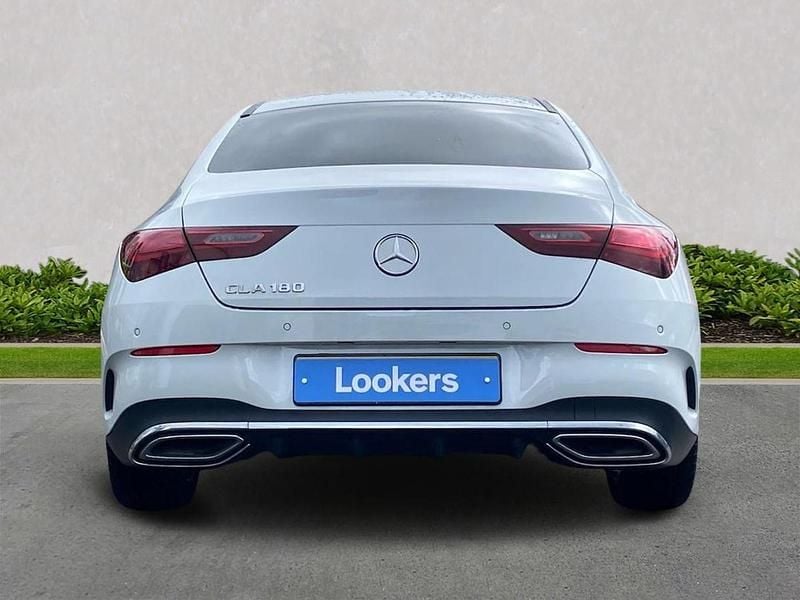 Used Mercedes CLA180 Executive 150 HP (110 kW) 2024 White Sedan