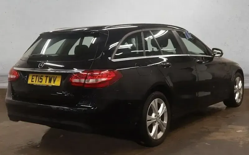Used Mercedes C200 SE 184 HP (135 kW) 2018 Estate