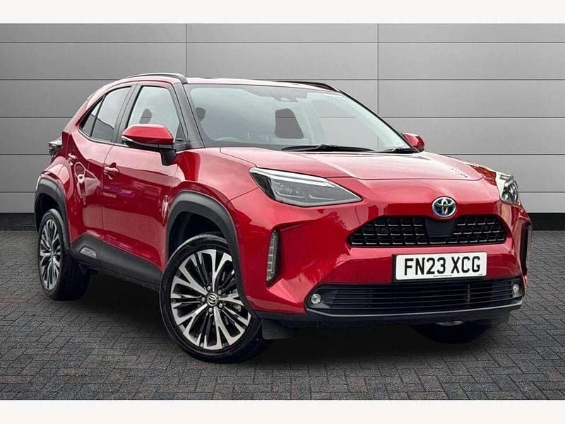 Red Used 2023 Toyota Yaris Hybrid SUV | £24,499 (A bit pricey) - Image 1/3