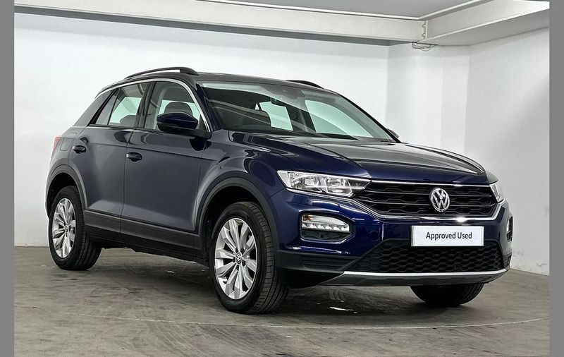 Blue Used 2020 VW T-Roc SE SUV | £17,995 (Fair price) - Image 1/4