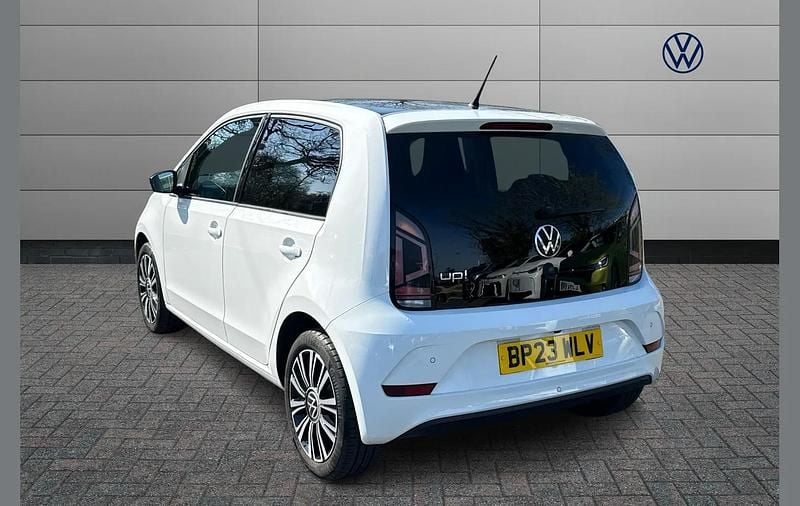 Used VW up! Black Edition 65 HP (47 kW) 2023 White Hatchback
