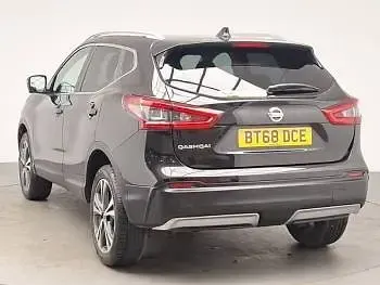 Used Nissan Qashqai N-Connecta 140 HP (102 kW) 2018 Black SUV