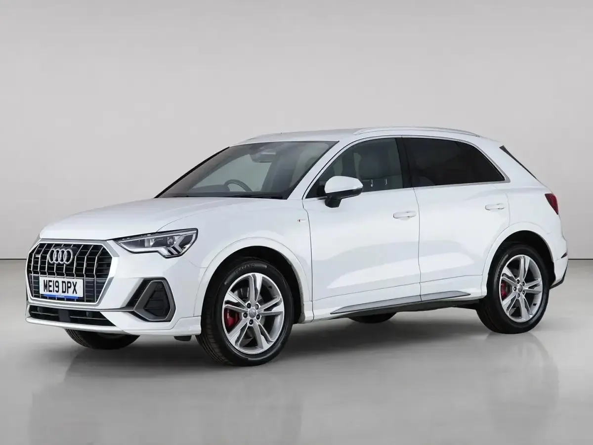 Used Audi Q3 S-Line 230 HP (169 kW) 2019 White SUV