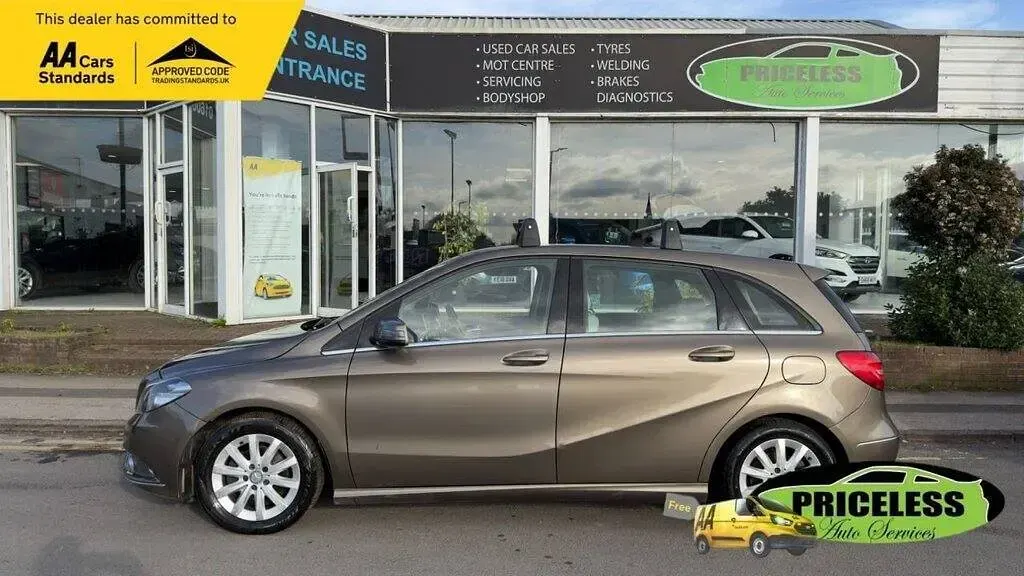 Used Mercedes A180 SE 2013 Grey Hatchback