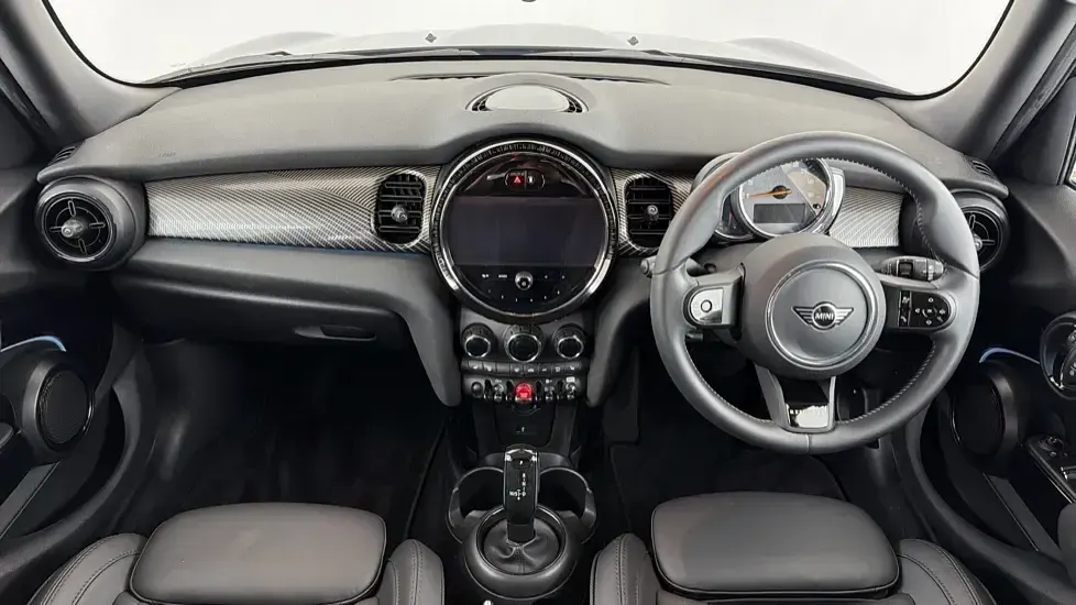 Used Mini Cooper Hatch 134 HP (98 kW) 2023 Black Hatchback
