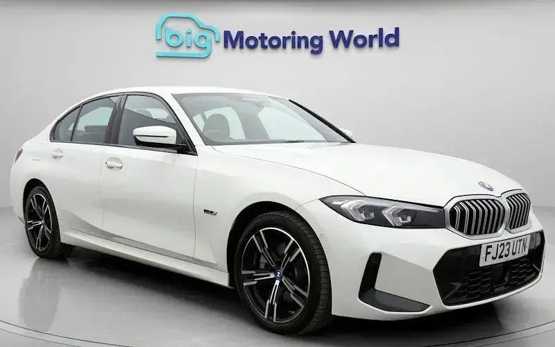 Begagnad BMW 330e M Sport 292 HK (214 kW) 2023 Sedan