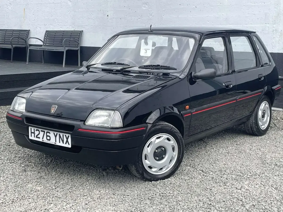 Used Rover Metro 74 HP (54 kW) 1990 Black Hatchback