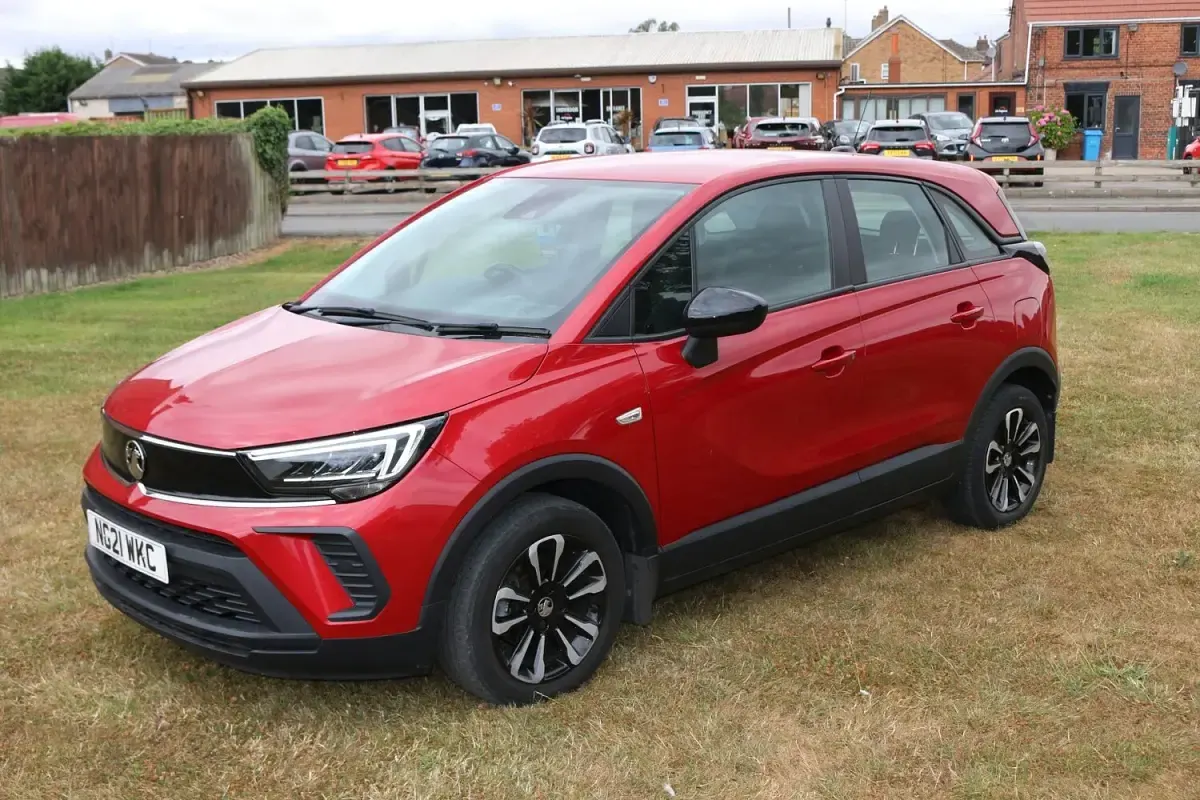 Used Vauxhall Crossland 2021 Red SUV