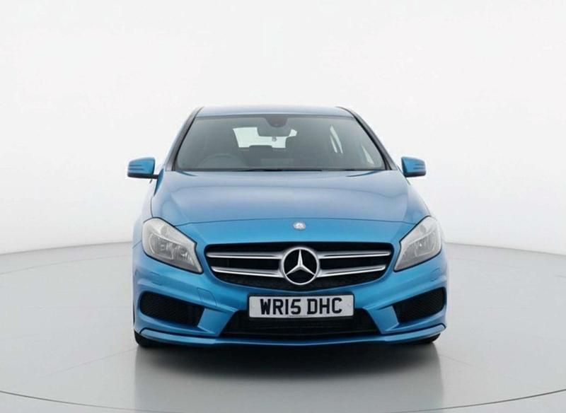 Używany Mercedes A200 AMG 2015 Niebieski Hatchback
