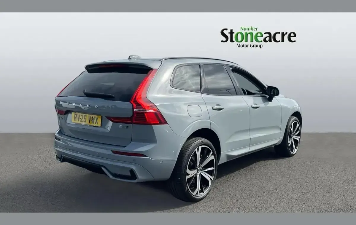 Used Volvo XC60 Ultra 250 HP (183 kW) 2025 Grey SUV
