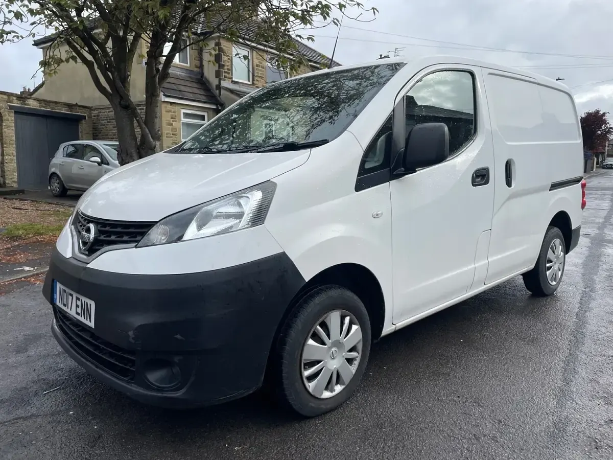 Used Nissan NV200 Acenta 2017 White MPV