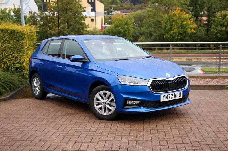 Race blue metallic Used 2023 Skoda Fabia Comfort Hatchback | £14,395 (Good price) - Image 1/4