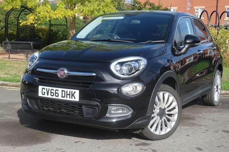 Black Used 2017 Fiat 500X Lounge SUV | £7,988 (Fair price) - Image 1/4