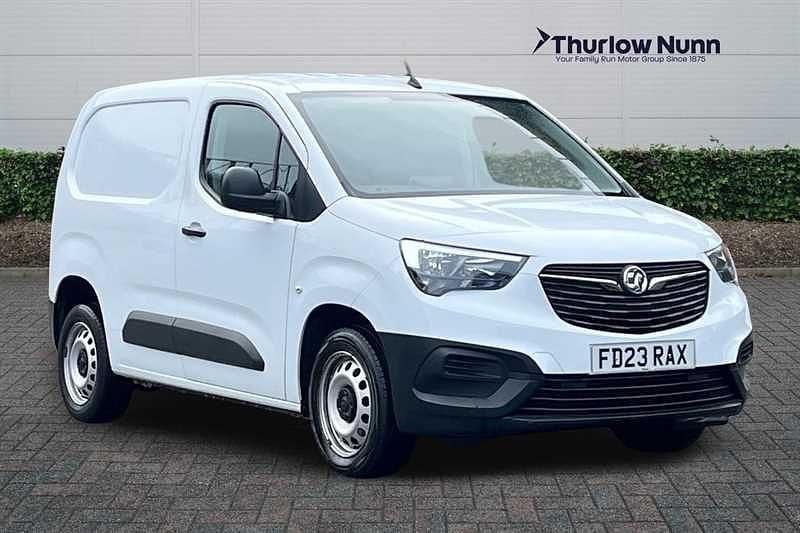 Second-hand Vauxhall Combo 100 CP (73 kW) 2023 Alb Van