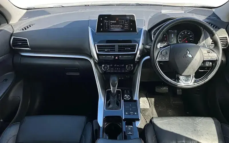 Used Mitsubishi Eclipse Cross 163 HP (119 kW) 2018 White SUV