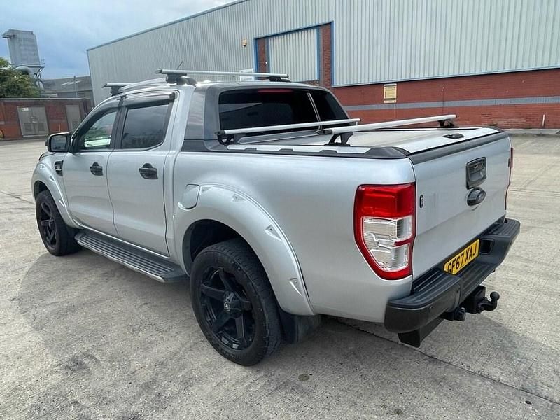 Begagnad Ford Ranger Wildtrack 200 HK (147 kW) 2017 Silver Pickup
