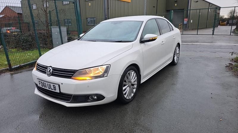 Used VW Jetta Sportline 140 HP (102 kW) 2012 White Sedan