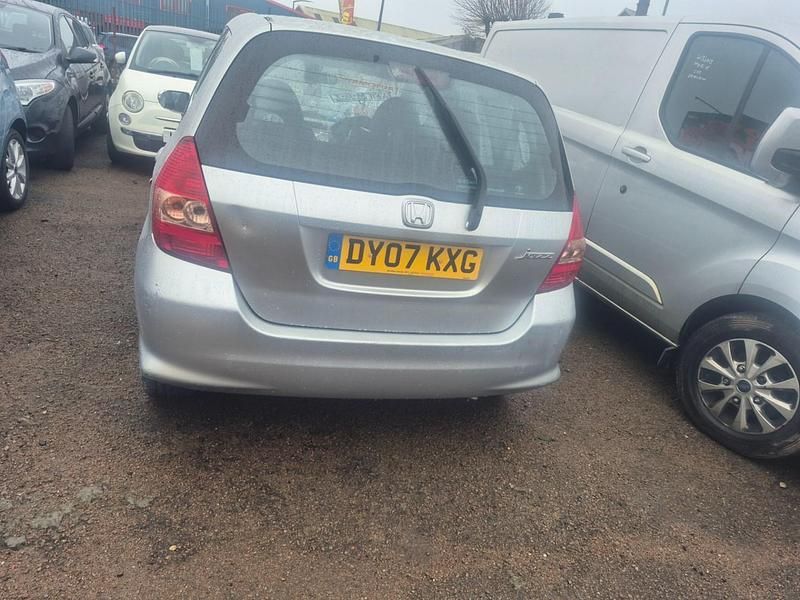 Used Honda Jazz SE 82 HP (60 kW) 2007 Silver Hatchback