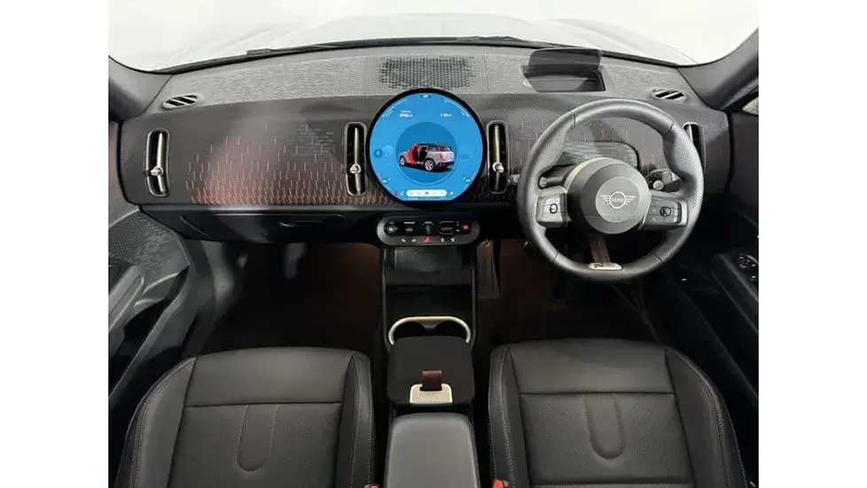 Used Mini Countryman 215 HP (158 kW) 2025 Green SUV