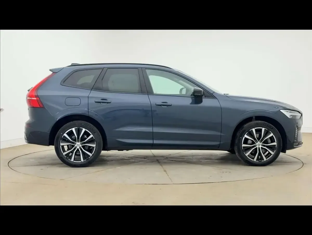 Second-hand Volvo XC60 Ultra 2025 Albastru SUV