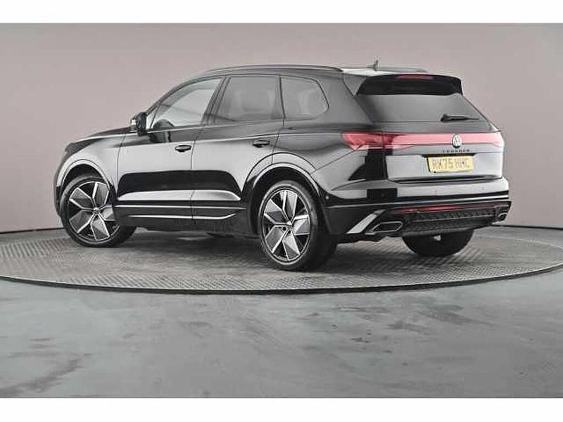 Used VW Touareg 286 HP (210 kW) 2025 SUV