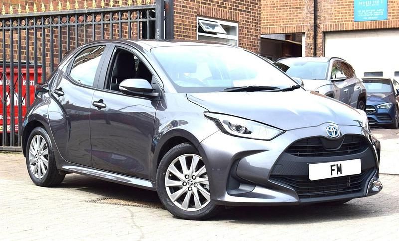 Used Toyota Yaris Hybrid 2023 Grey Hatchback