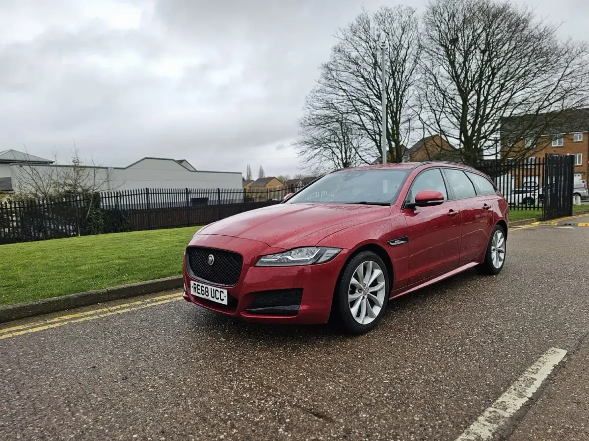 Second-hand Jaguar XF R-Sport 247 CP (181 kW) 2018 Roșu Break