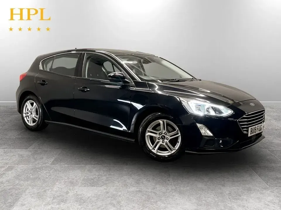 Used Ford Focus Zetec 120 HP (88 kW) 2019 Black Hatchback