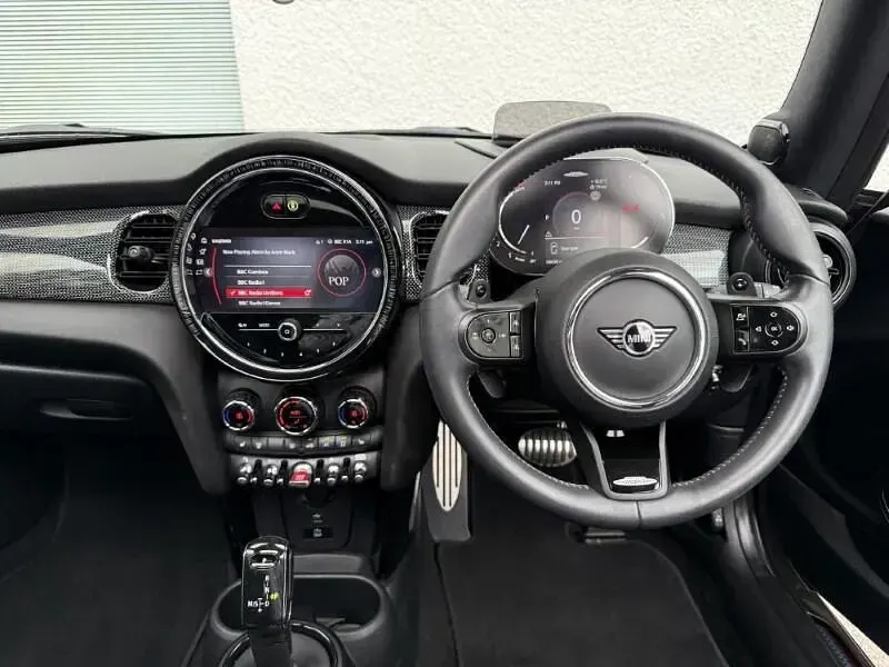 Used Mini John Cooper Works Hatch 228 HP (167 kW) 2023 Silver Hatchback