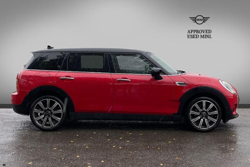 Used Mini Cooper Clubman Exclusive 134 HP (98 kW) 2022 Red Estate
