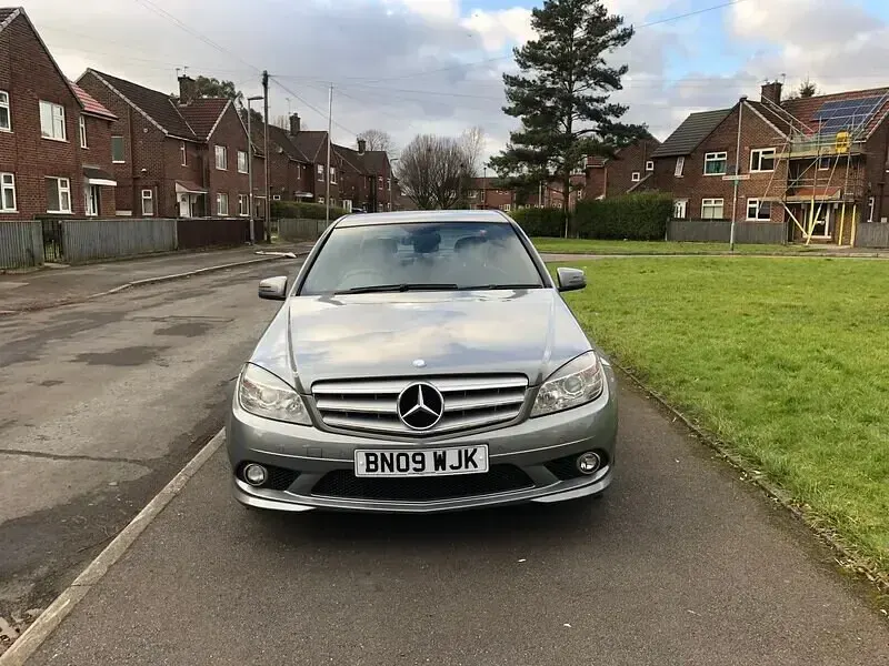 Used Mercedes C220 2009 Silver Sedan