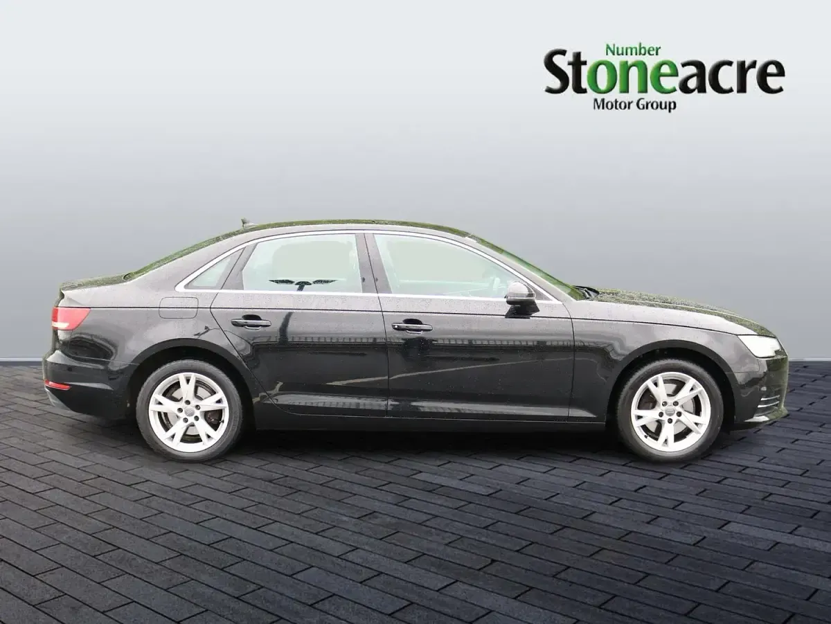 Used Audi A4 Sport 147 HP (108 kW) 2017 Black Sedan