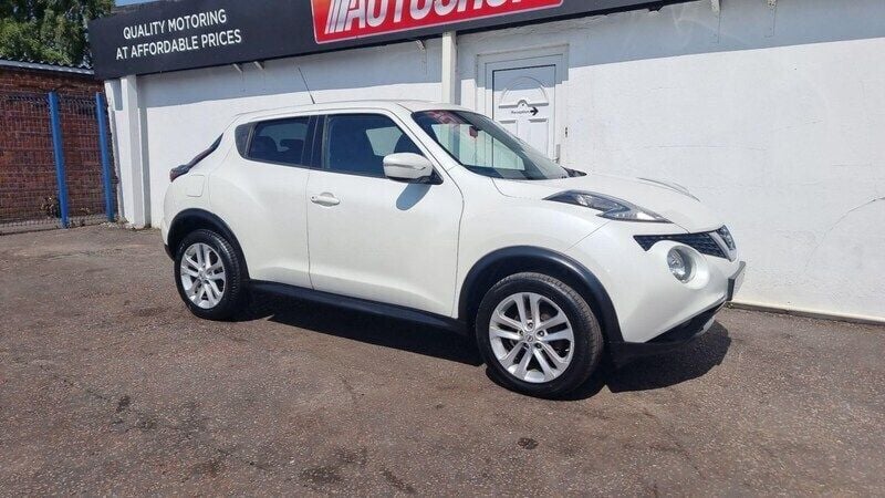White Used 2015 Nissan Juke Acenta SUV | £4,695 (Good price) - Image 1/3