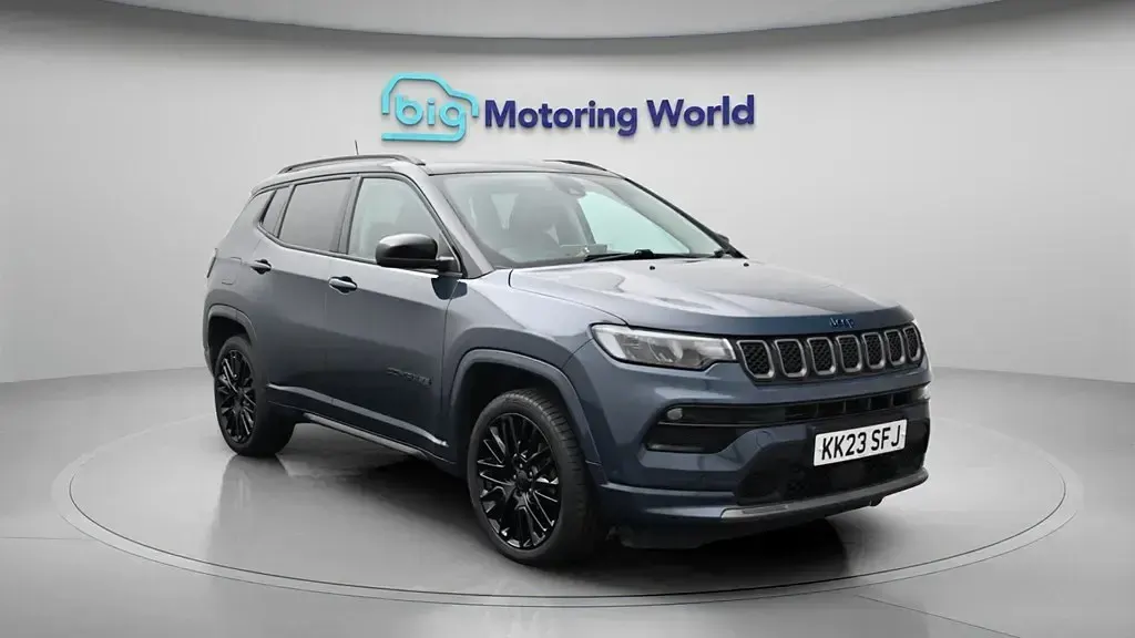 Begagnad Jeep Compass 130 HK (95 kW) 2023 Blå SUV