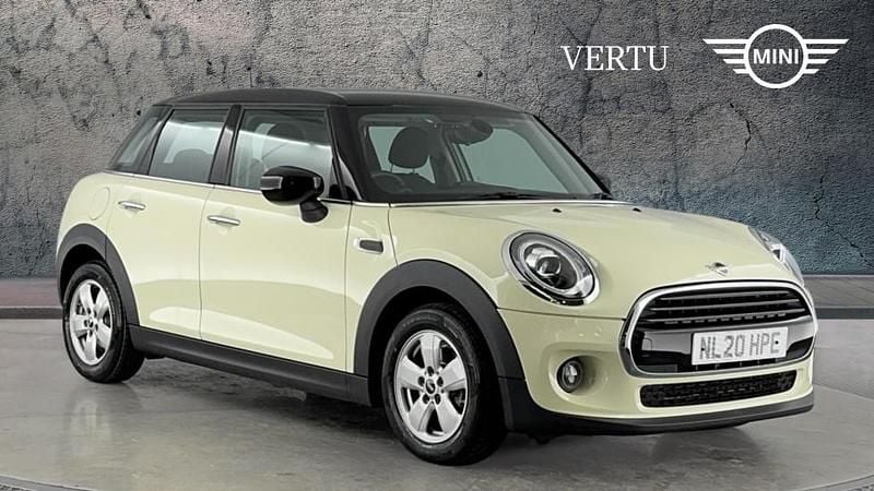 Used Mini Cooper Classic 136 HP (100 kW) 2020 White Hatchback