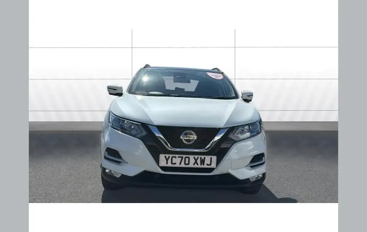 Used Nissan Qashqai N-Connecta 160 HP (117 kW) 2020 White SUV