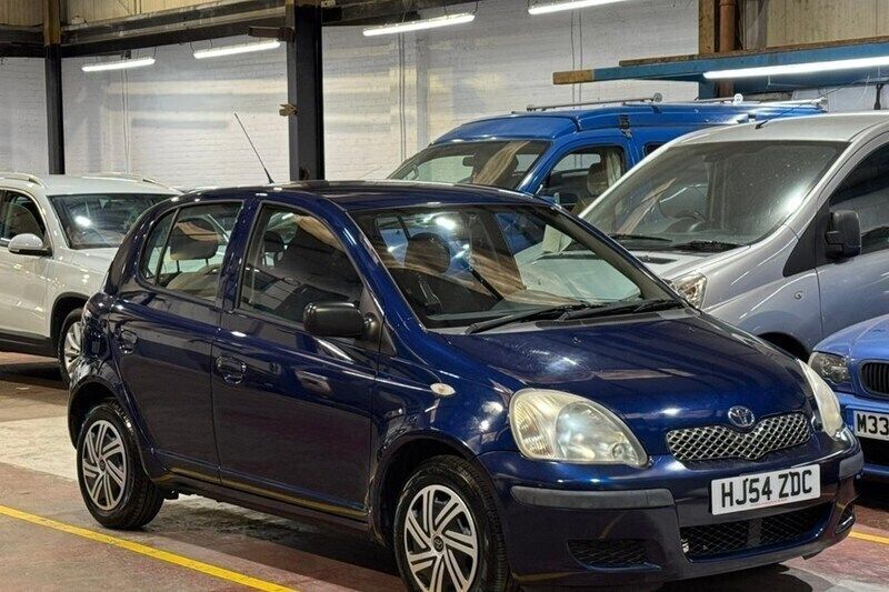 Blue Used 2004 Toyota Yaris T3 Hatchback | £1,795 (Fair price) - Image 1/1