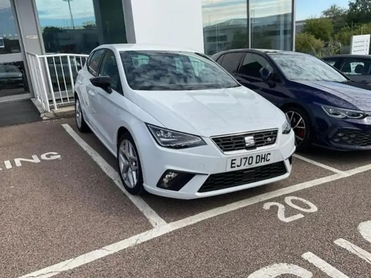 Usado Seat Ibiza FR 95 HP (69 kW) 2020 Citadino