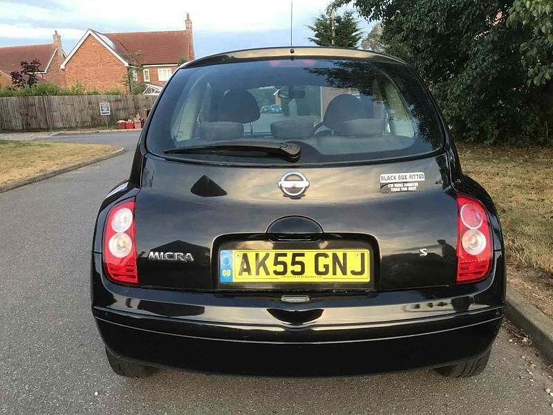 Second-hand Nissan Micra S 79 CP (58 kW) 2005 Negru Hatchback
