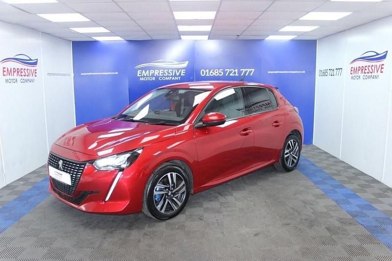 Used Peugeot 208 Allure 100 HP (73 kW) 2021 Red Hatchback
