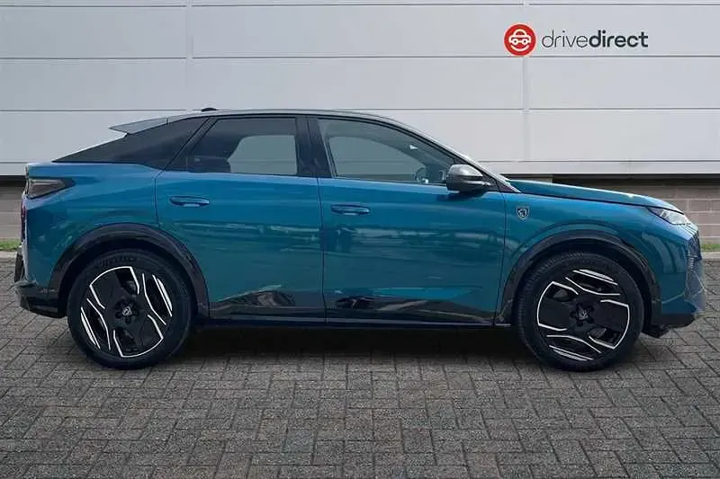 Used Peugeot e-3008 GT 154 kW (210 HP) 2024 Blue SUV