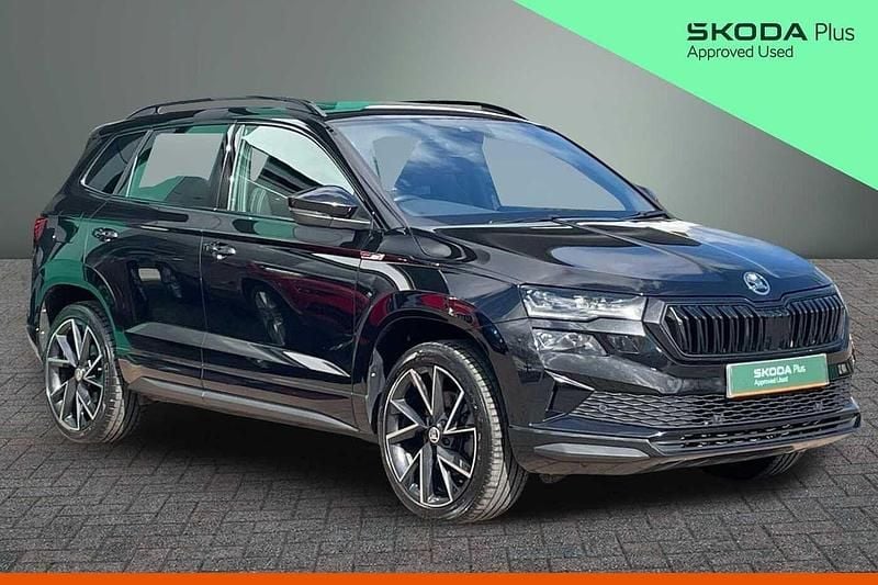 Used Skoda Karoq SportLine 140 HP (102 kW) 2023 Black magic pearl effect SUV