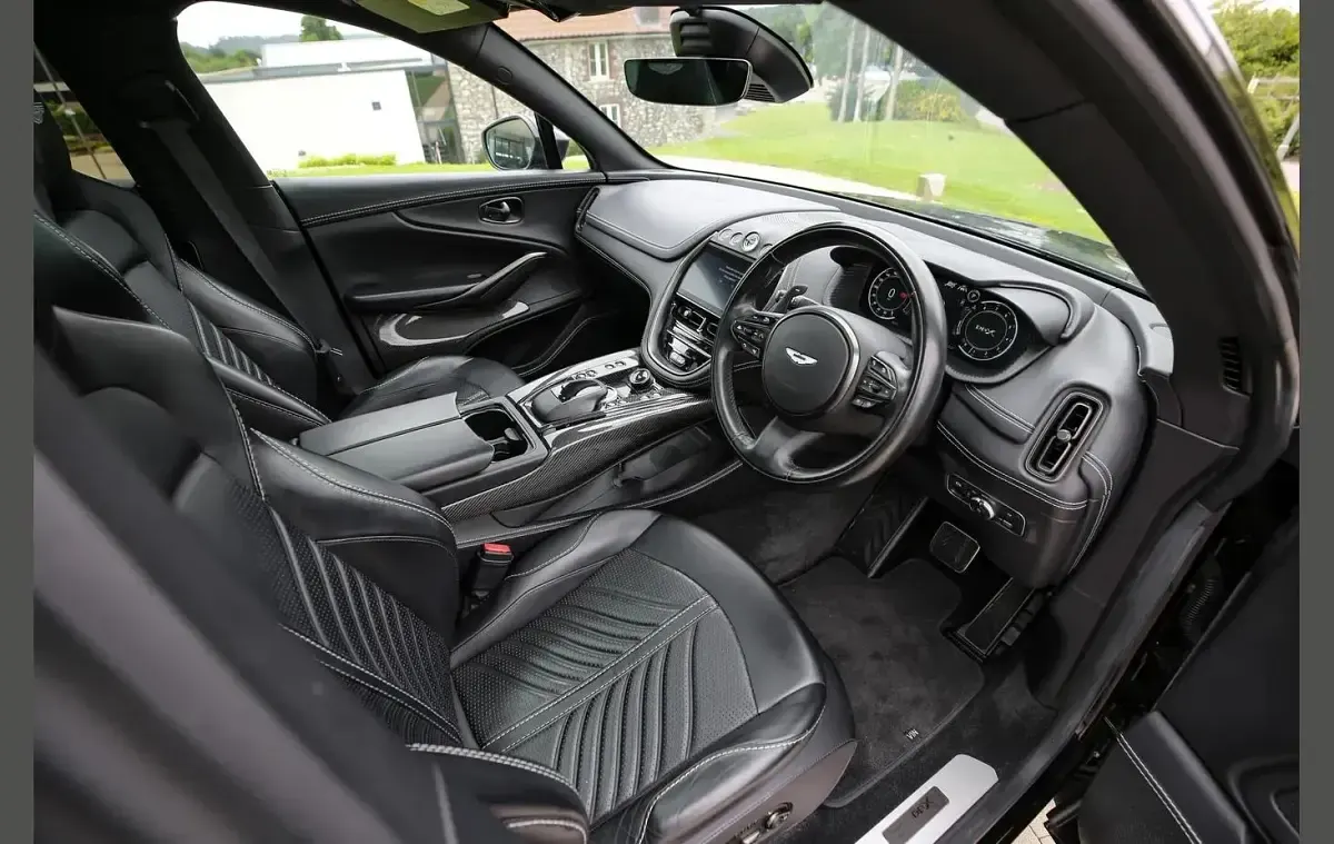Used Aston Martin DBX 707 697 HP (512 kW) 2023 Black SUV