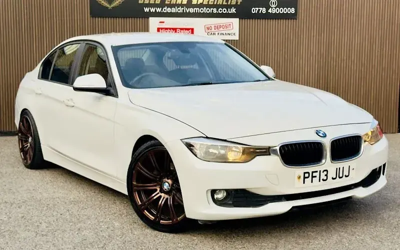 Used BMW 318 Performance 143 HP (105 kW) 2013 Sedan