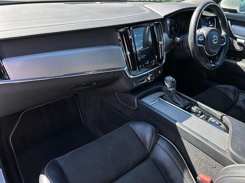 Used Volvo S90 R-Design 190 HP (139 kW) 2019 Grey Sedan