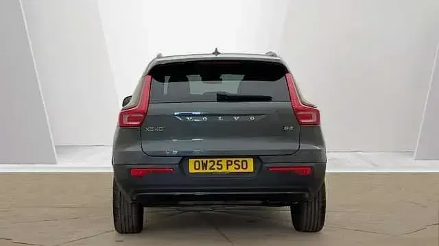 Used Volvo XC40 Plus 161 HP (118 kW) 2026 SUV