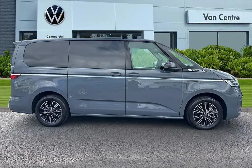 Used VW Multivan Style 218 HP (160 kW) 2023 Grey MPV