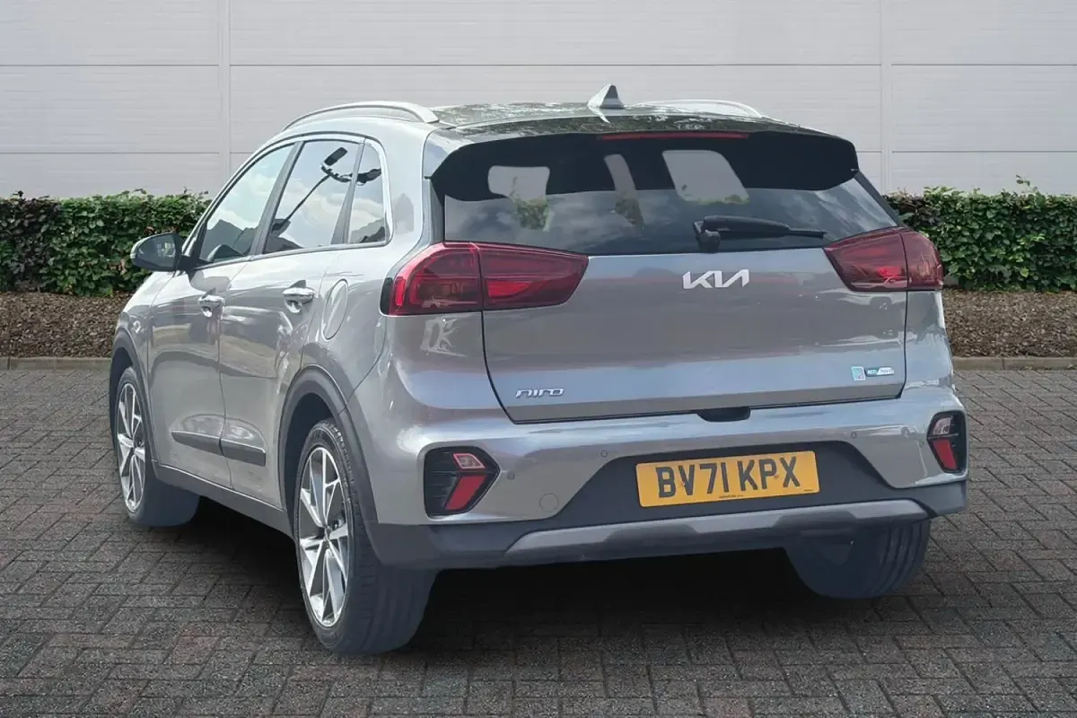 Used Kia Niro 141 HP (103 kW) 2021 Premium paint  steel grey SUV