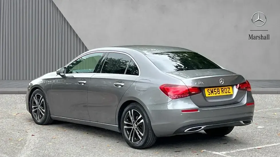 Used Mercedes A180 Executive 136 HP (100 kW) 2023 Grey