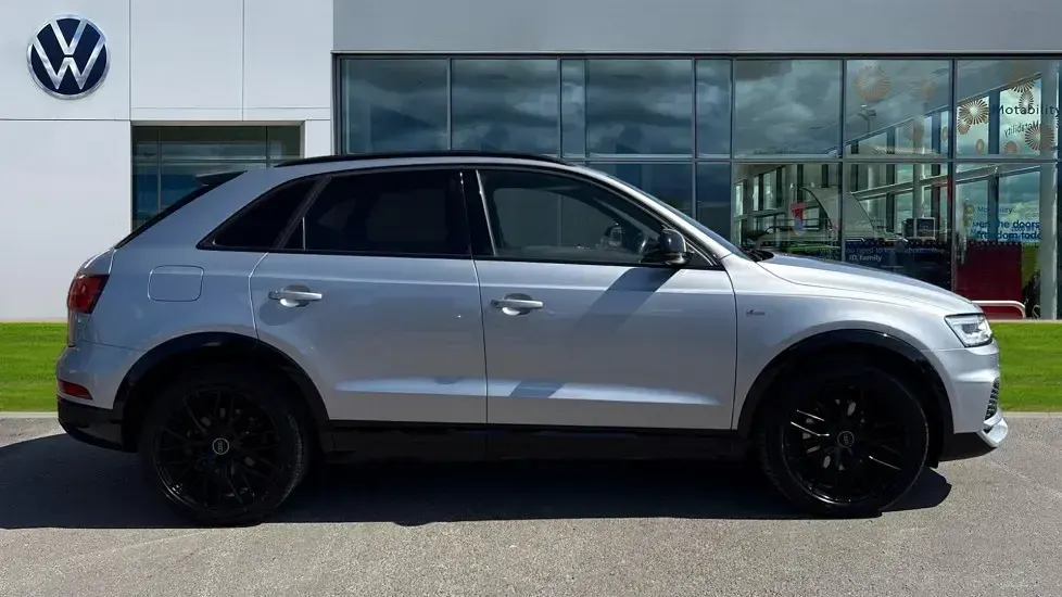 Used Audi Q3 Black Edition 150 HP (110 kW) 2018 Silver SUV